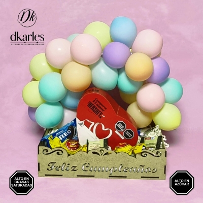 DKarles Obsequios - Chocolate HERSHEYS KISSES y Globos 01