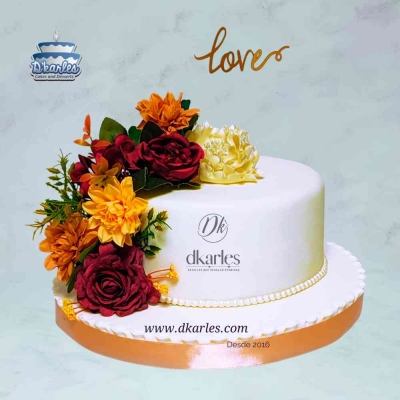 DKarles - Torta Love Rosas de Fantasía