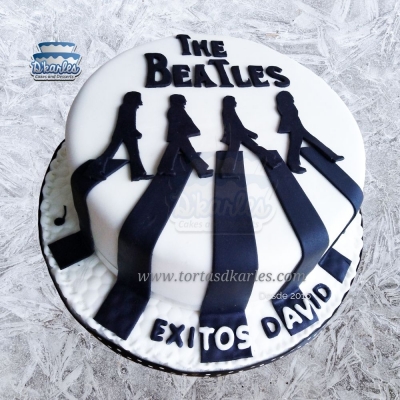 DKarles - Torta The Beatles 01