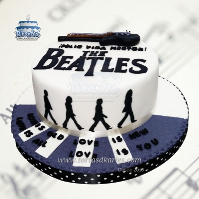DKarles - Torta Beatles 03